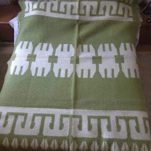 Velentza wool 100% like new, 2.35×1.80 m, vintage
