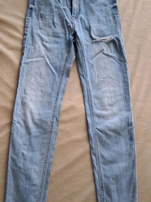 Skinny jeans Stradivarius elastic with rips, size M 38 10, like new