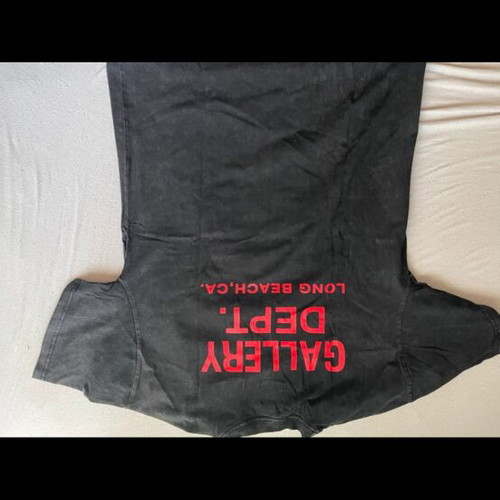 Gallery Dept Tee oversized used, size M, black and red