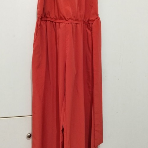 Stradivarius coral red jumpsuit size 36, unworn
