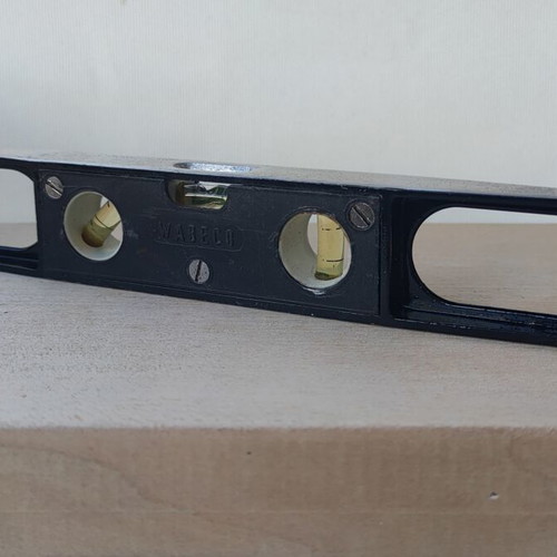 Vintage spirit level refurbished from West Germany, functional
