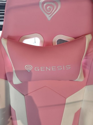 Genesis gaming chair new