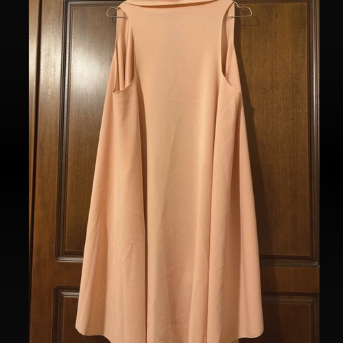 Sleeveless salmon pink long vest like new