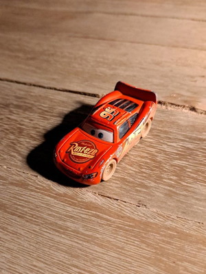 Αυτοκινητάκι σιδερένιο Diecast Pixar Cars Dirt Track McQueen