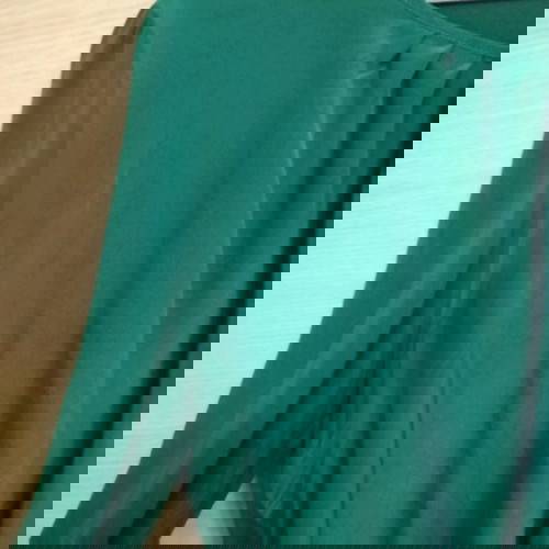 Μπλούζα μεταχειρισμένη σε πράσινο χρώμα μέγεθος M