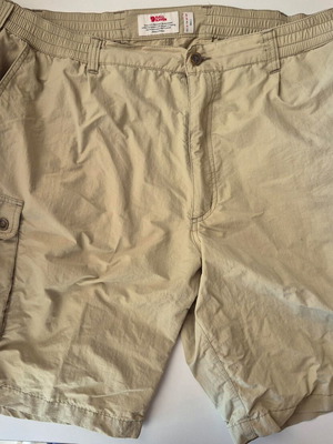 Fjallraven men's bermuda shorts No56 beige like new