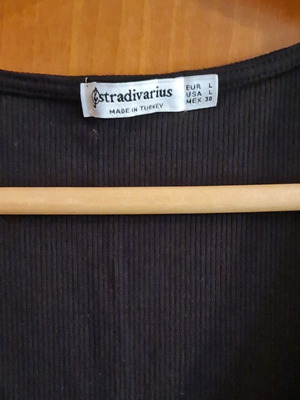 Μπλούζα γυναικεία Stradivarius Large σαν καινούργια, μαύρη