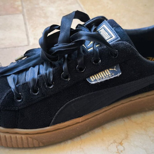 Puma Platform velvet black shoes used size 40