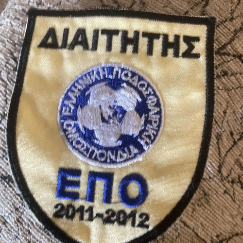 Official Referee Emblem of Hellenic Football Federation 2011-2012 like new