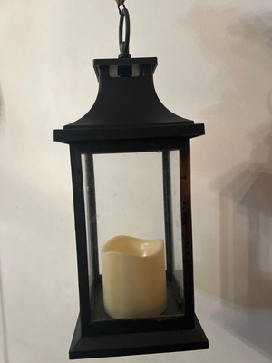 Decorative table lantern like new, plastic with batteries