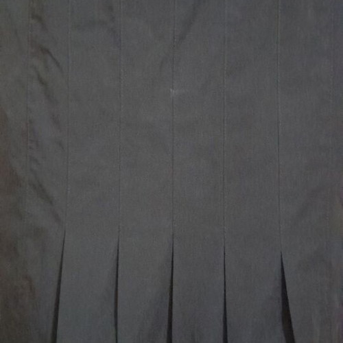 VS black sleeveless dress with round neckline and pleats, size 50