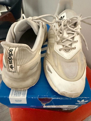 Adidas ZX 2k Bpost 2.0 athletic shoes used, white and beige