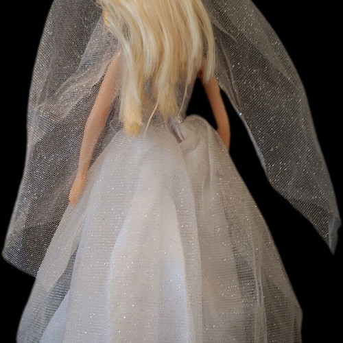 Doll with wedding dress like new