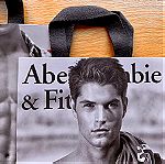  ABERCROMBIE & FITCH 4 Συλλεκτικές Χάρτινες Τσάντες Καμπάνιας 2010 - 4 Vintage Collectible Thick Paper Gift Bags with Cloth Handles, Campaign Collection 2010 by Bruce Weber