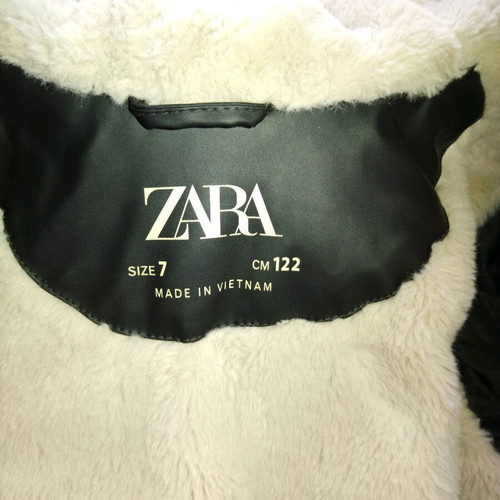Zara kids jacket like new, black leatherette with synthetic fur