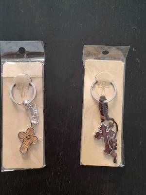 Keychains new, set of 2 pieces