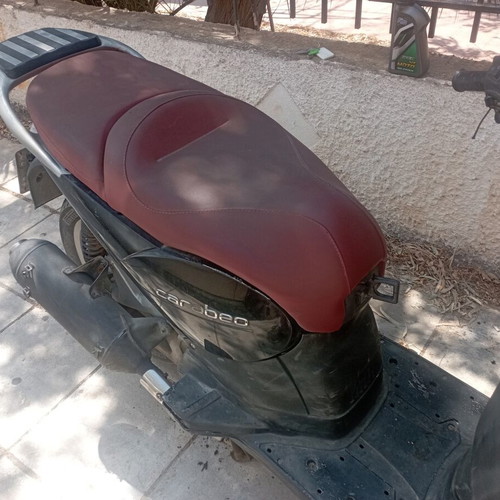 Aprilia Scarabeo 200i 2011 used scooter 181cc automatic