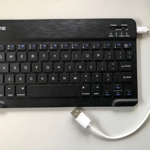 Fintie Ultrathin Wireless Bluetooth Keyboard for Mac iPad iPhone Android Tablets like new