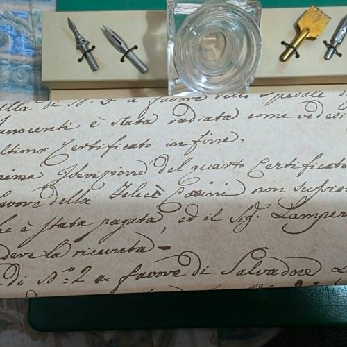 Writing pen gift set with wooden pen and ink bottle