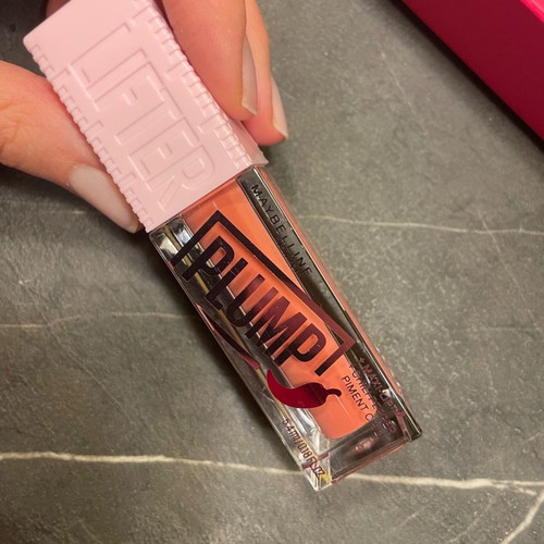 Maybeline lip gloss new