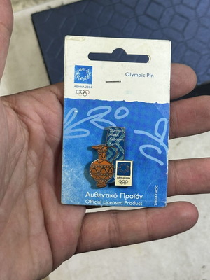 Olympic Pin Athens 2004 used, Greek folk ceramics Crete