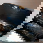  ΔΕΡΜΆΤΙΝΟ ΤΣΑΝΤΑΚΙ ΧΕΙΡΟΣ ΑΧΡΗΣΙΜΟΠΟΊΗΤΟ ΟΛΟΚΑΙΝΟΥΡΓΙΟ ΠΩΛΕΙΤΑΙ 30ΕΥΡΩ.