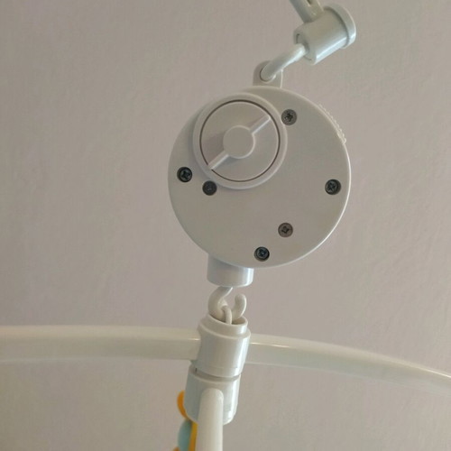 Brevi musical crib mobile like new