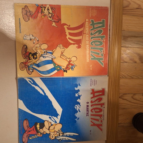 Asterix 11 pieces like new