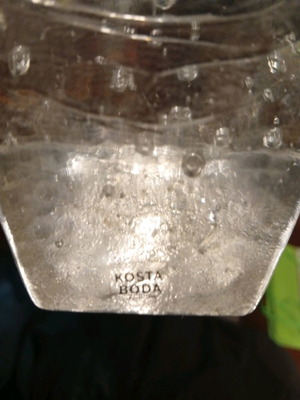 Kosta Boda vase like new