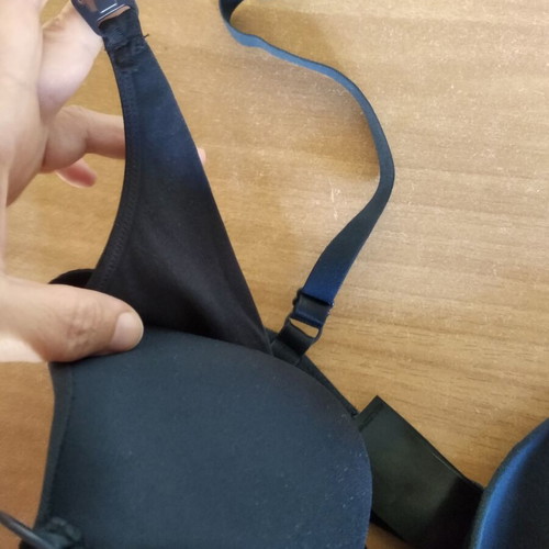 H&M Nursing Bra 80C like new, wire-free