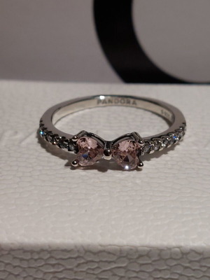 Pandora ring size 8 with pink zircon bow design
