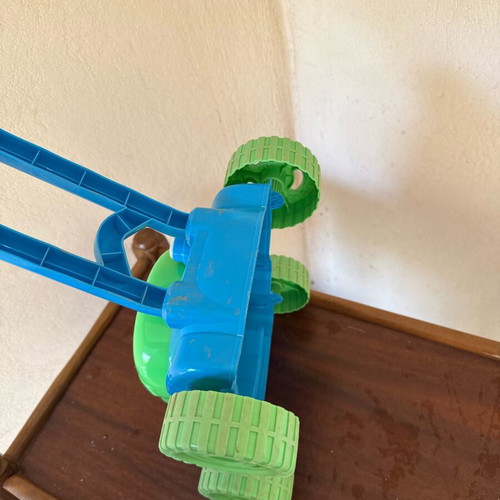 Bubble Machine Toy like new, lawn mower design