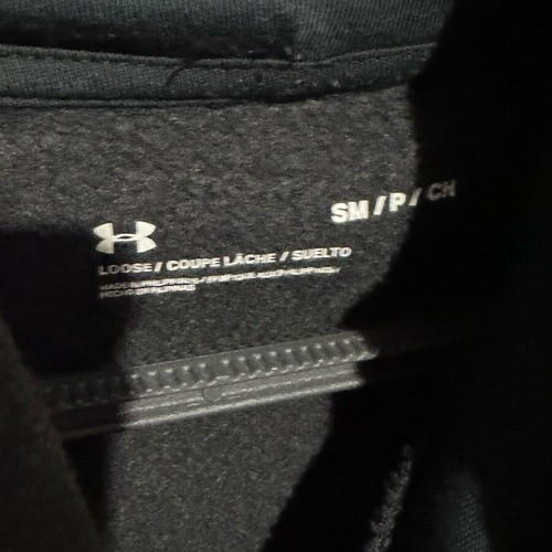 Under Armour hoodie used, size M, black