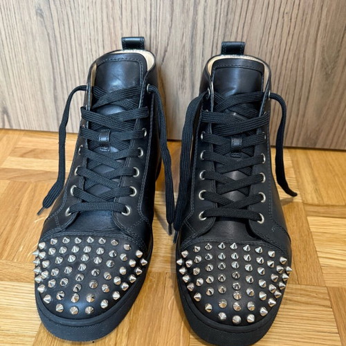 Christian Louboutin sneakers used, black, size 41 with spikes
