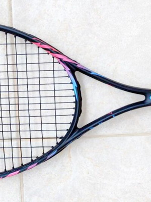 Head Spark Pro 270g tennis racket like new, ideal for beginners