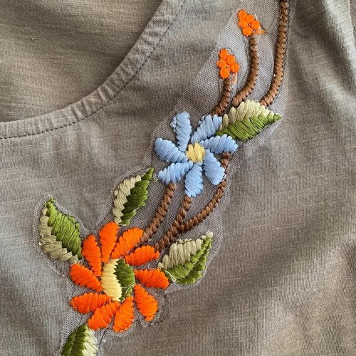 Vintage XXL top with embroidery