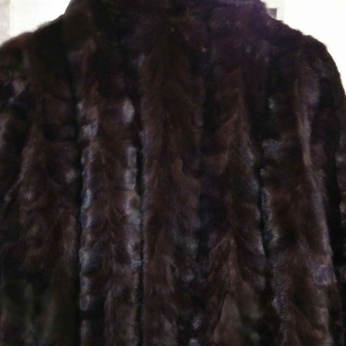 Natural mink fur coat like new, size L, with fur hat