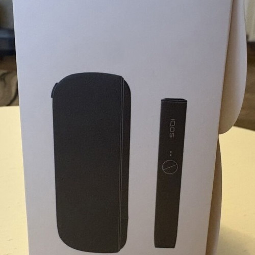 IQOS Iluma device, dark grey