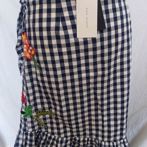 Zara checked embroidered tied skirt new, size M, white and blue