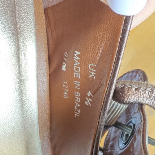 Clarks leather platform pumps bronze like new, size 38