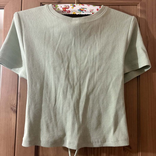 Women's t-shirt like new, green, size L