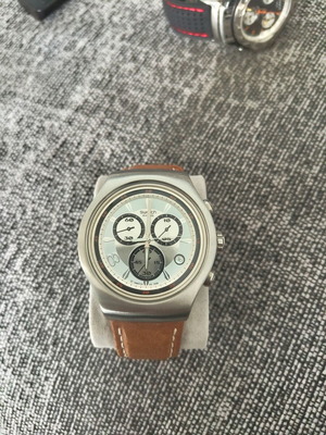 Ρολόι Swatch Irony Chronograph ανδρικό μεταχειρισμένο, ασημί