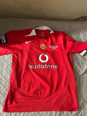 Manchester United Final 2006 Rooney Jersey like new, size XL