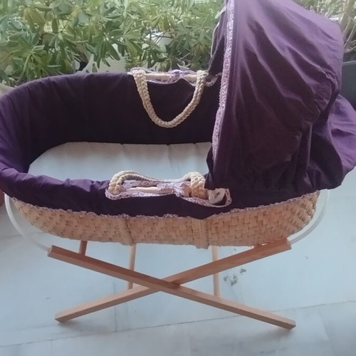Mothercare bassinet with stand and handmade covers like new