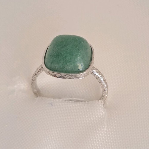 Silver ring 925 with square aventurine stone and hammered look new