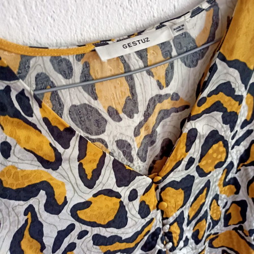 Gestuz summer dress like new, size 34, 100% viscose