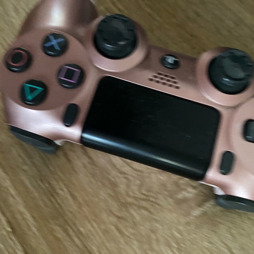 PlayStation 4 Controller Dualsense pink slightly used