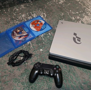 PS4 Slim Grand Turismo Limited Edition 1 Tb Storage