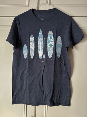 Ανδρική μπλούζα Quiksilver S, μπλε αεροπορίας, σε πολύ καλή κατάσταση