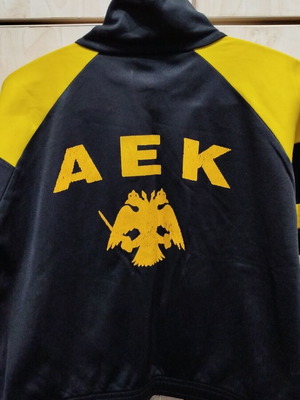 AEK Kids Jacket With Zipper Like New Size 7-9